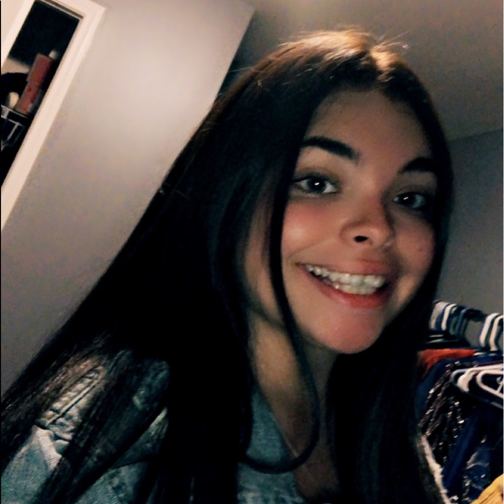 Meet your Posher, Liz